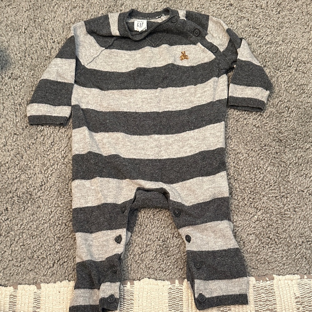 GAP Gray and Dark Gray Striped Kids Footie